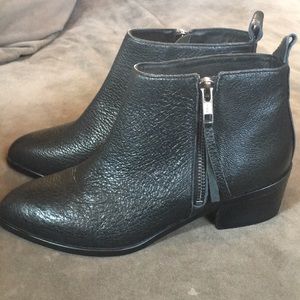 Alex + Alex Shoes - Alex + Alex black booties, like new condition Alex + Alex Shoes - Alex + Alex black booties, like new condition